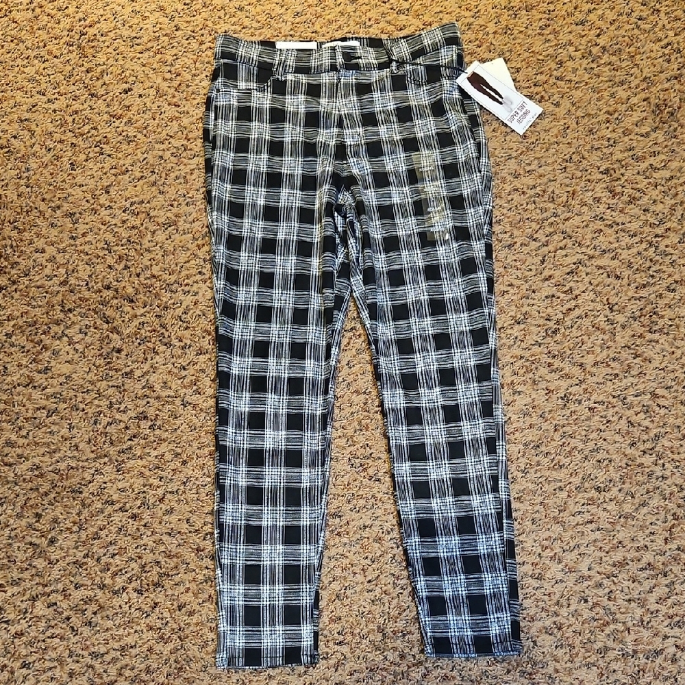 Vanilla Star Plaid Black and White Women Jeggings Pants Large High Rise Pull On